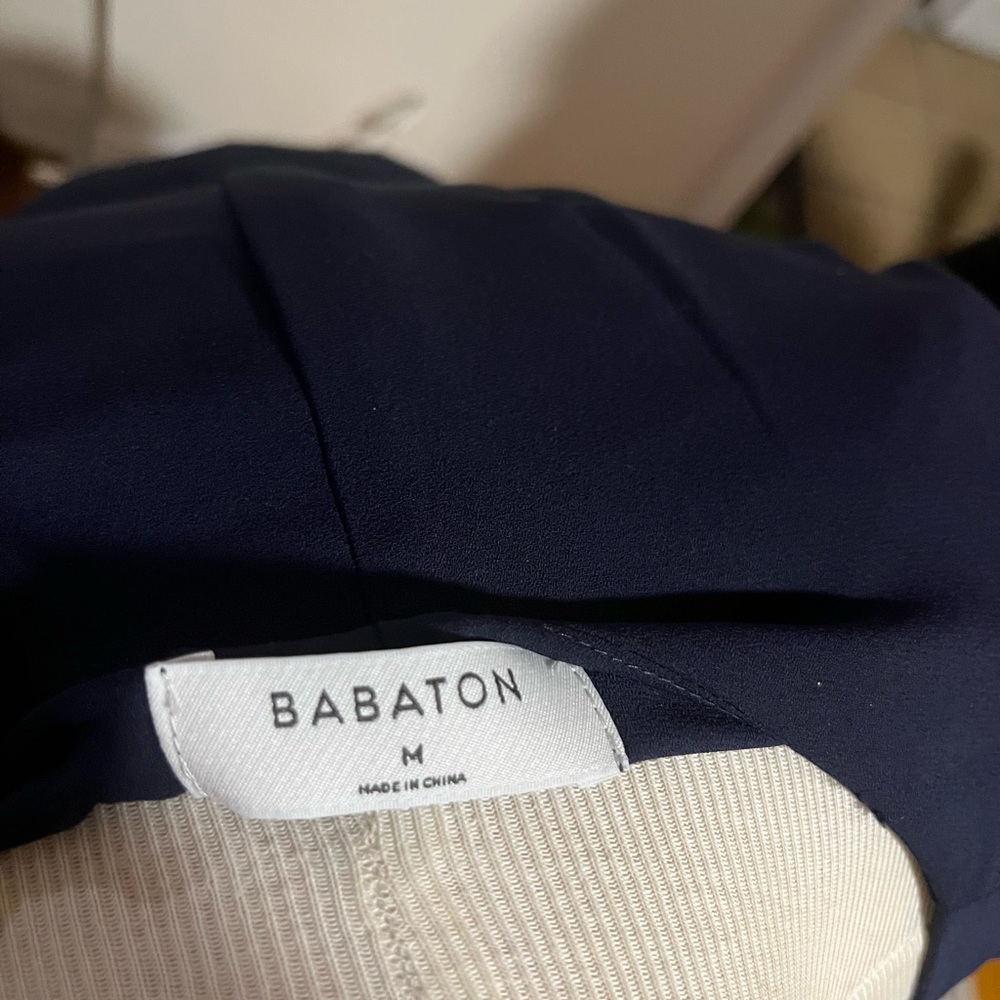 Babaton - Picture 7 of 8